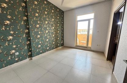 Apartment - 2 Bedrooms - 3 Bathrooms for rent in Al Falak Residence - Dubai Silicon Oasis - Dubai