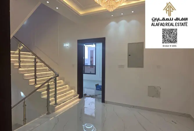 165611375 - Property Image 3