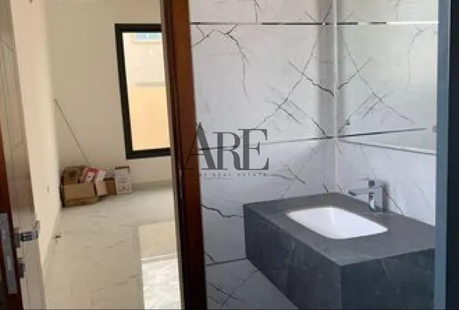 155507077 - Property Image 2