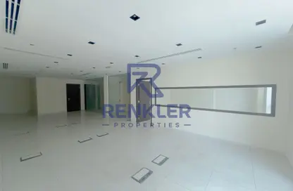 Office Space - Studio for rent in The Regal Tower - Business Bay - Dubai