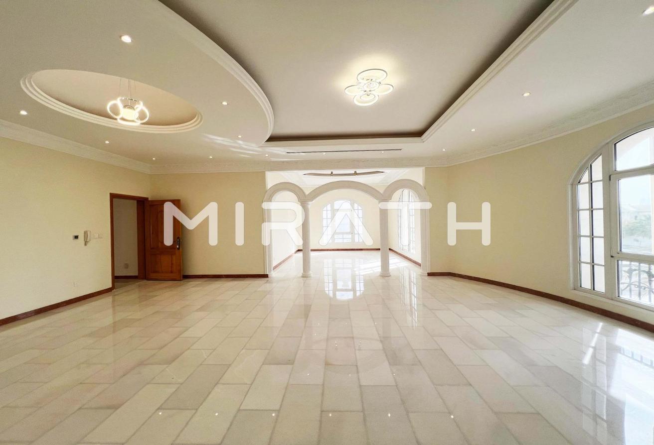 LUXURY SPACIOUS VILLA | VACANT | PRIME LOCATION photo 13