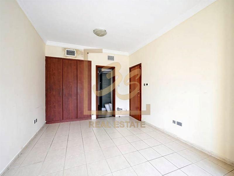 Well Maintain | Lake View | Available Now by 209908 