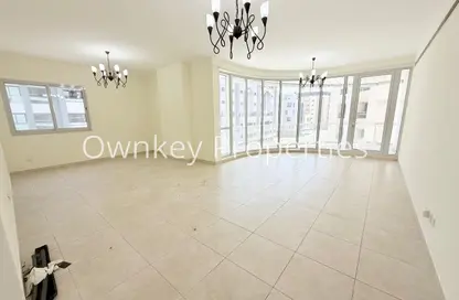 Apartment - 2 Bedrooms - 3 Bathrooms for rent in Blue Waves Residence - Mankhool - Bur Dubai - Dubai