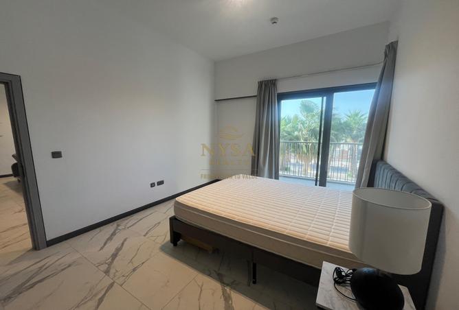 Fully Furnished | Skyline View| Prime Location photo 3