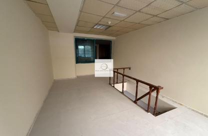 Retail - Studio for rent in Al Qusais Building - Al Qusais Residential Area - Al Qusais - Dubai