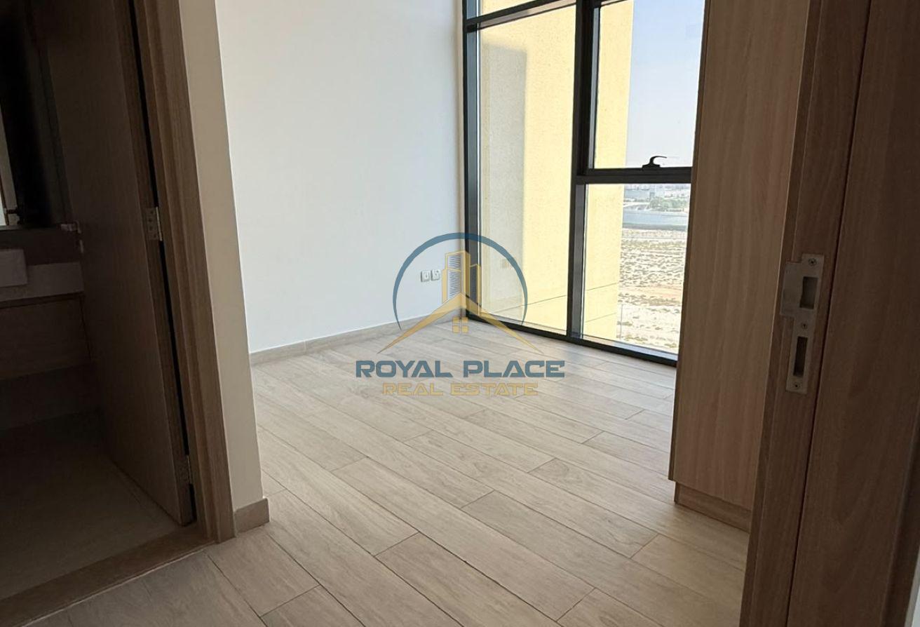 Unfurnished 1bhk | Spacious | Ready to Move photo 4