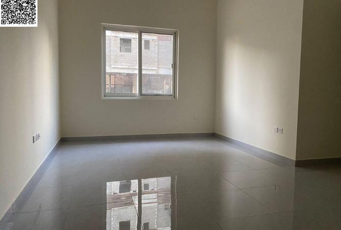 64033162 - Property Main Image