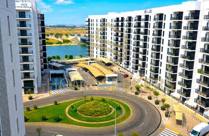 Apartment - 3 Bedrooms - 4 Bathrooms for rent in Waters Edge - Yas Island - Abu Dhabi
