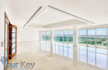 Apartment - 3 Bedrooms - 4 Bathrooms for rent in Crescent Tower 2 - Crescent Towers - Al Khalidiya - Abu Dhabi