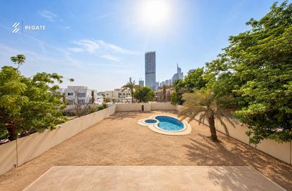 Villa - 5 - 5 for sale in Meadows 2 - Meadows - Dubai