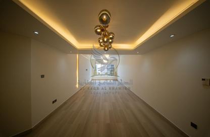 Apartment - 2 - 2 for rent in Al Khan Corniche - Al Khan - Sharjah Apartment - 2 - 2 for rent in Al Khan Corniche - Al Khan - Sharjah