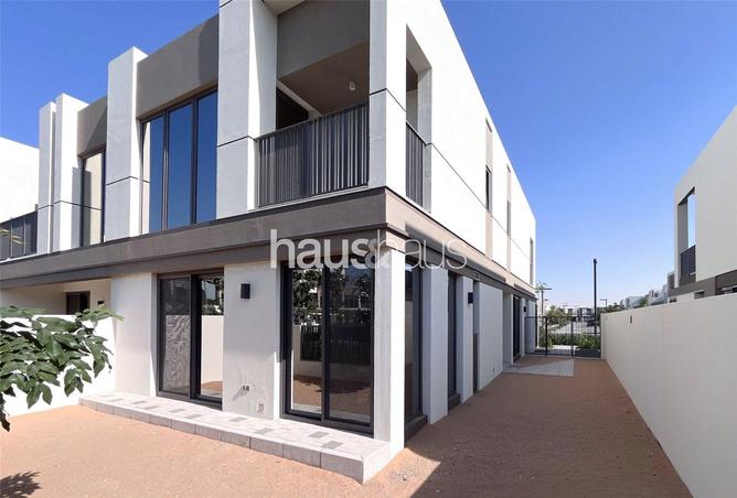 74232465 - Property Image 2