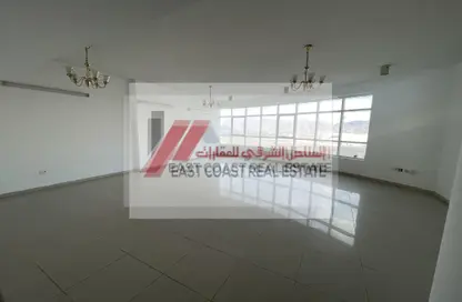 Apartment - 2 Bedrooms - 3 Bathrooms for rent in Downtown Fujairah - Fujairah