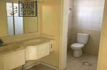 Villa - 4 - 5 for rent in Al Jurf 1 - Al Jurf - Ajman