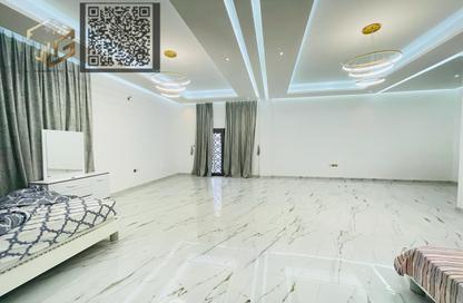 Villa - 5 - 6 for rent in Al Raqaib 2 - Al Raqaib - Ajman