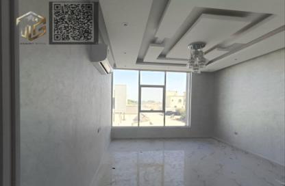 Villa - 5 - 4 for rent in Al Helio 2 - Al Helio - Ajman