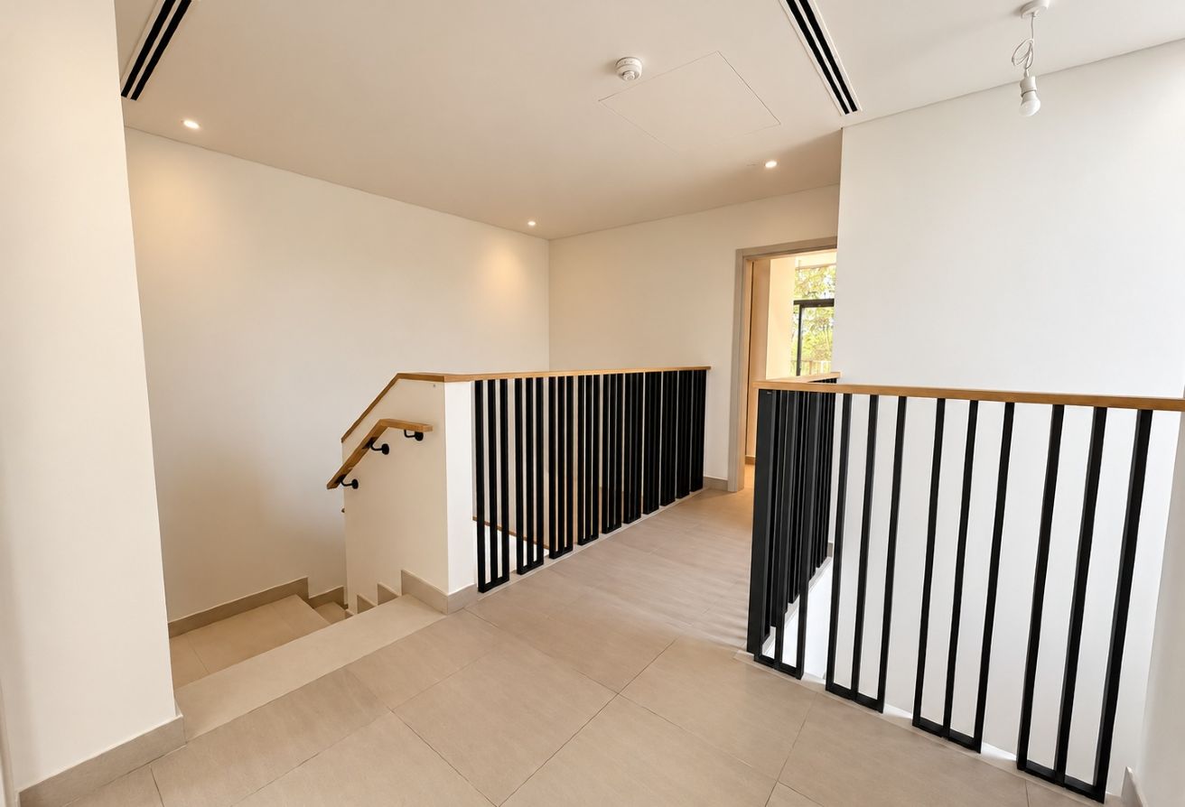4 bedroom villa in Mudon Al Ranim 6, Mudon: 6