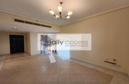 Apartment - 3 Bedrooms - 3 Bathrooms for rent in 21st Century Tower - Sheikh Zayed Road - Dubai