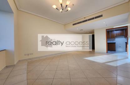 Apartment - 3 Bedrooms - 3 Bathrooms for rent in 21st Century Tower - Sheikh Zayed Road - Dubai