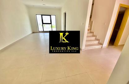 Apartment - 3 Bedrooms - 3 Bathrooms for sale in Souk Al Warsan Townhouses A - Souk Al Warsan - International City - Dubai Apartment - 3 Bedrooms - 3 Bathrooms for sale in Souk Al Warsan Townhouses A - Souk Al Warsan - International City - Dubai