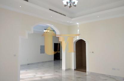Villa - 7 Bedrooms - 7+ Bathrooms for rent in Nad Al Sheba 4 - Nad Al Sheba - Dubai