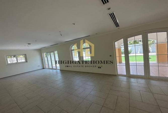 128817835 - Property Image 3