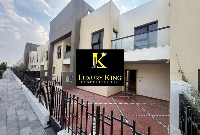 Community View, 3 Bedroom Apartment