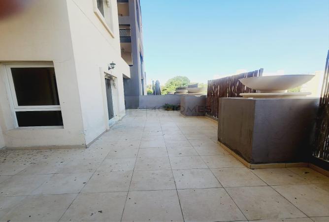 104121178 - Property Image 2