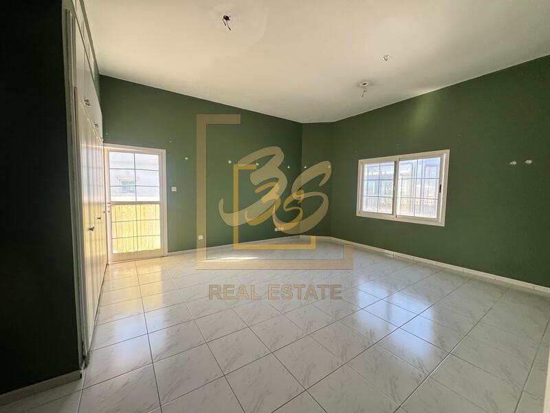 Road Facing | Commercial Villa | Private Pool by Not Defined 