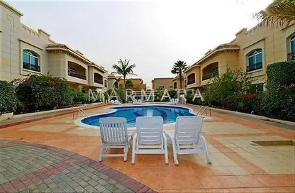 Villa - 4 Bedrooms - 5 Bathrooms for rent in Umm Suqeim 2 Villas - Umm Suqeim 2 - Umm Suqeim - Dubai