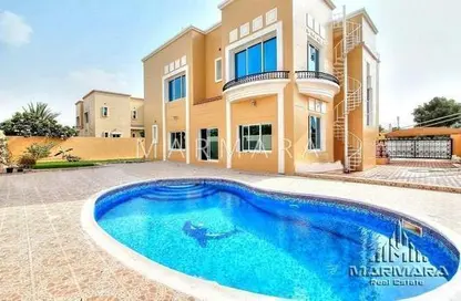 Villa - 5 Bedrooms - 5 Bathrooms for rent in Umm Suqeim 1 Villas - Umm Suqeim 1 - Umm Suqeim - Dubai