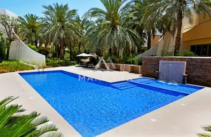 Villa - 5 Bedrooms - 5 Bathrooms for rent in Umm Suqeim 3 Villas - Umm Suqeim 3 - Umm Suqeim - Dubai