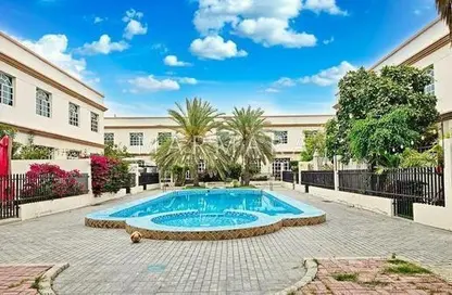 Villa - 3 Bedrooms - 4 Bathrooms for rent in Umm Suqeim 1 Villas - Umm Suqeim 1 - Umm Suqeim - Dubai