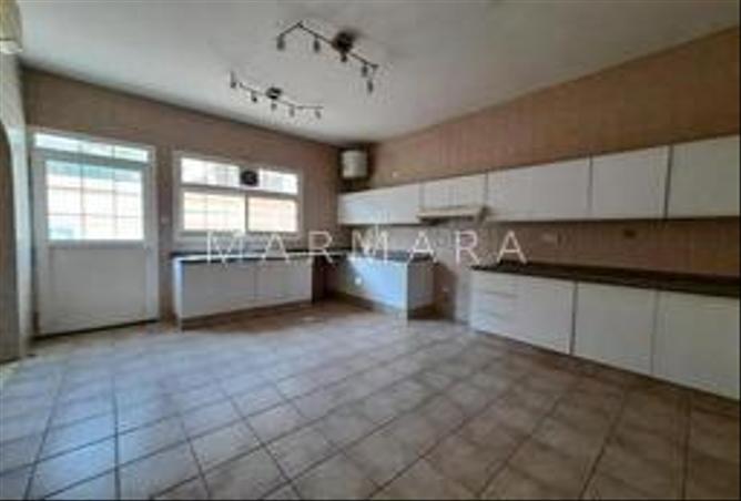 106872954 - Property Image 3
