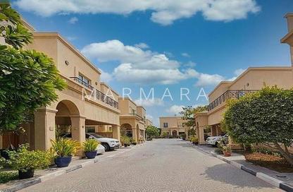 Villa - 4 Bedrooms - 5 Bathrooms for rent in Jumeirah 3 Villas - Jumeirah 3 - Jumeirah - Dubai