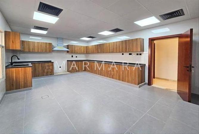 83640030 - Property Image 3