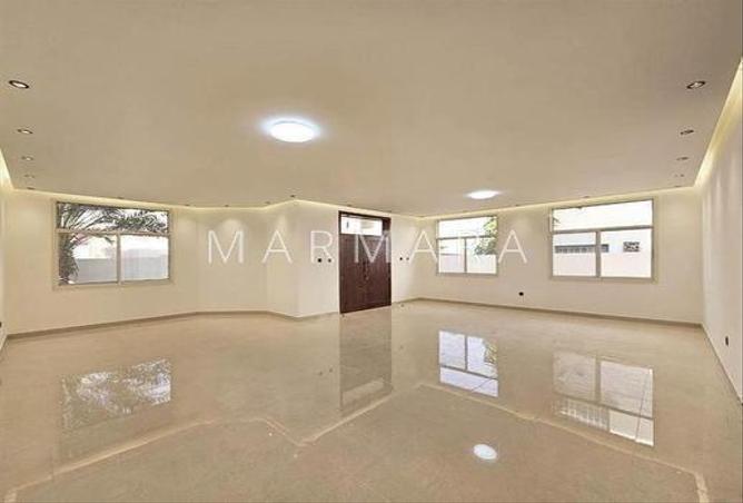 83640030 - Property Image 2