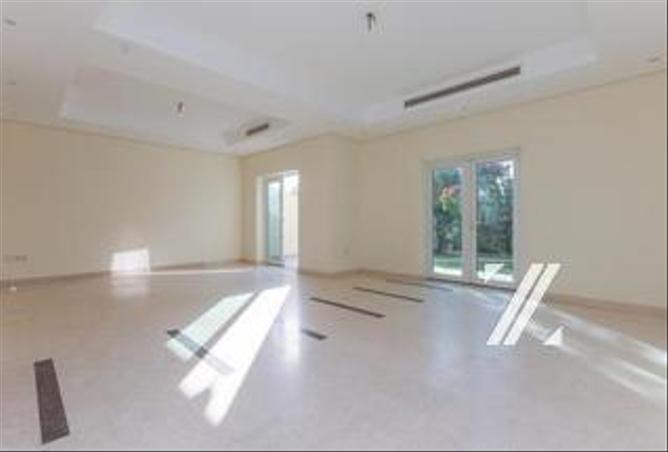 74623515 - Property Image 3