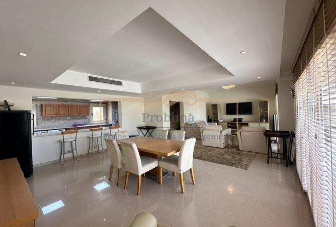 70702439 - Property Image 2