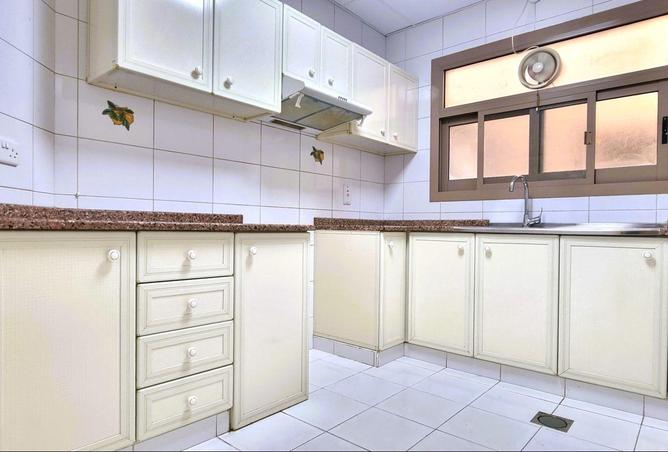 98693696 - Property Image 2