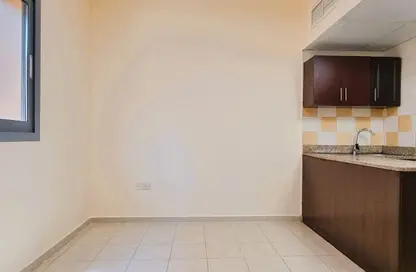 Apartment - 1 Bedroom - 1 Bathroom for rent in Al Raffa - Bur Dubai - Dubai