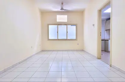 Apartment - Studio - 1 Bathroom for rent in Al Hamriya - Bur Dubai - Dubai