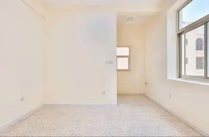 Apartment - 1 Bedroom - 2 Bathrooms for rent in Al Hamriya - Bur Dubai - Dubai