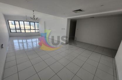 Apartment - 3 - 4 for rent in Al Mankhool - Bur Dubai - Dubai