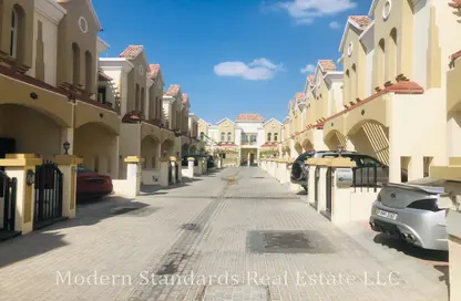 Villa - 3 Bedrooms - 3 Bathrooms for rent in Sahara Meadows 1 - Sahara Meadows - Dubai Industrial City - Dubai