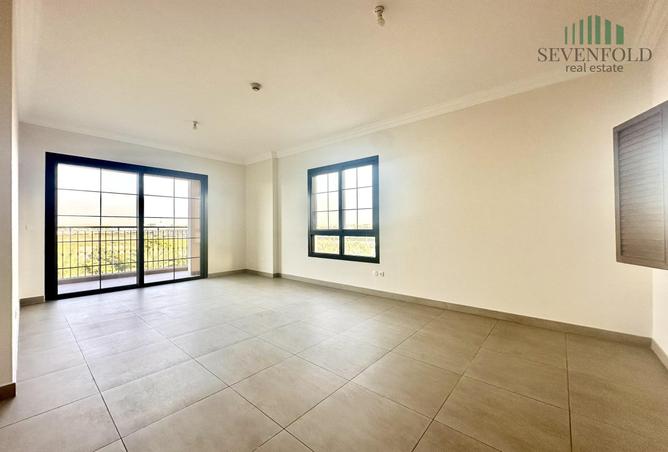 Corner Unit | 2 Car Parks, Premium Space|Mid-floor