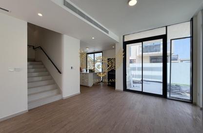Villa - 4 - 4 for sale in Greenview 3 - Emaar South - Dubai South (Dubai World Central) - Dubai Villa - 4 - 4 for sale in Greenview 3 - Emaar South - Dubai South (Dubai World Central) - Dubai
