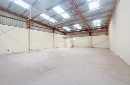 Warehouse - Studio for rent in Phase 2 - Al Furjan - Dubai