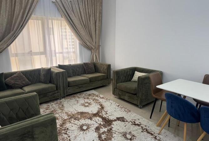 81522473 - Property Image 2