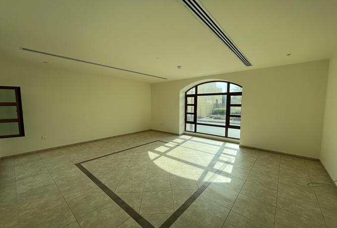 73842471 - صورة العقار 2